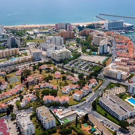 Bright 3bdr Vilamoura Retreat Flat By Lovelystay شقة *