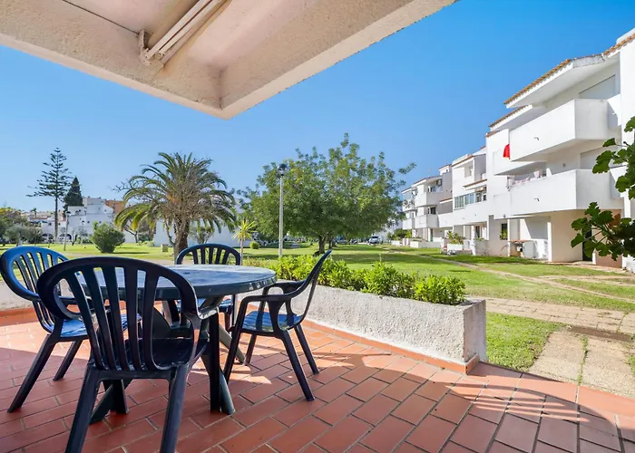 Bright 3bdr Vilamoura Retreat Flat By Lovelystay *