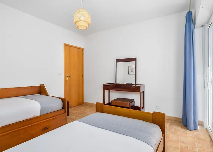 Bright 3bdr Vilamoura Retreat Flat By Lovelystay *