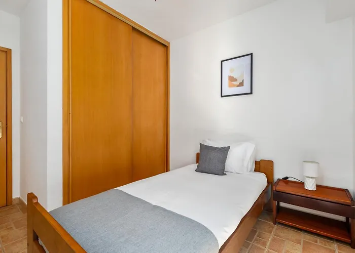 Bright 3bdr Vilamoura Retreat Flat By Lovelystay Appartement Quarteira