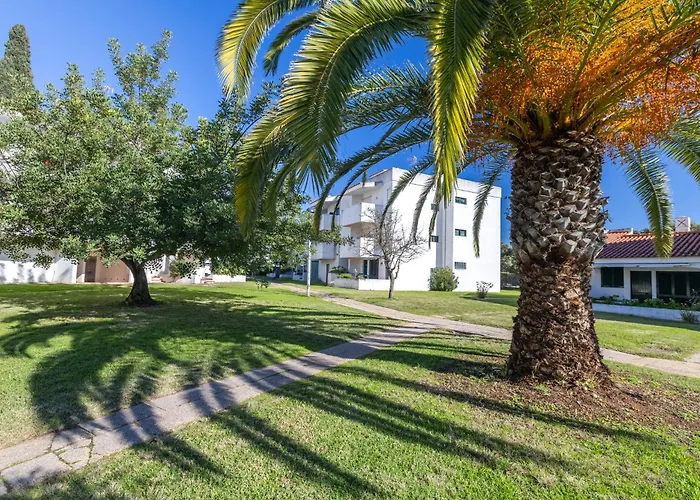 Bright 3bdr Vilamoura Retreat Flat By Lovelystay Appartement