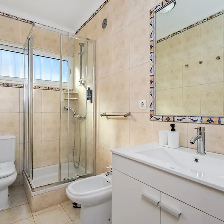 Bright 3bdr Vilamoura Retreat Flat By Lovelystay 아파트