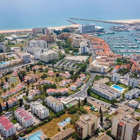Bright 3bdr Vilamoura Retreat Flat By Lovelystay